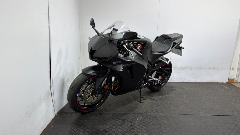 Honda CBR600RR (24MY)